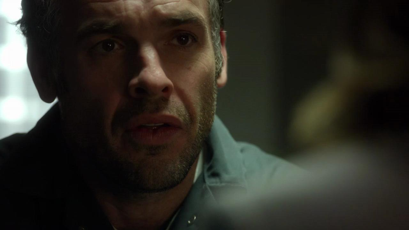 Illustration for article titled Last Night's Arrow Was Like One Long Clip Show from Many, Many Movies